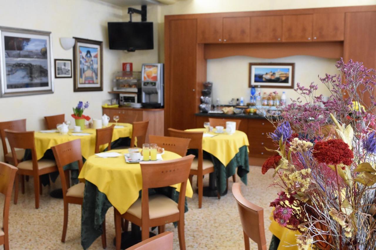 Hotel Brennero 바사노델그라파 외부 사진
