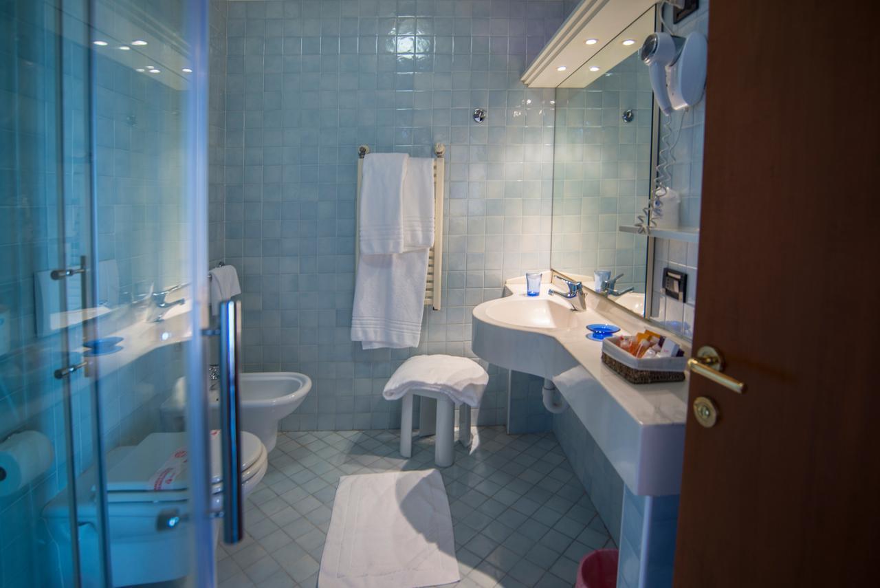 Hotel Brennero 바사노델그라파 외부 사진