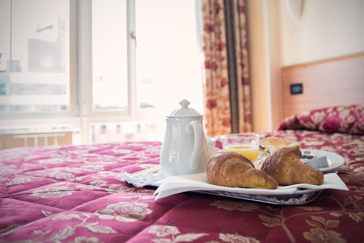 Hotel Brennero 바사노델그라파 외부 사진